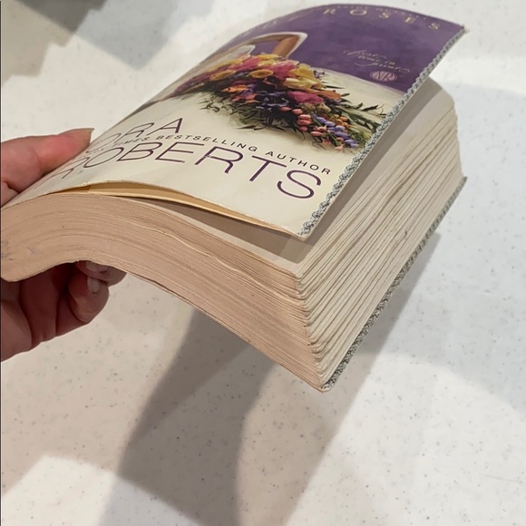 5 for $10 item Nora Roberts Bed Of Roses - Picture 3 of 3